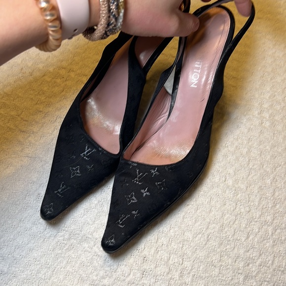 Louis Vuitton Shoes - Vintage Louis Vuitton Louis Vuitton Slingback Pumps black size 39.5